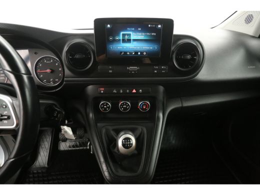 Mercedes-Benz Citan Mercedes-Benz Citan 110 Pro 102PK | Benzine | 3 Zits | Airco | Cruise | Carplay | Trekhaak | Park... ActivLease financial lease