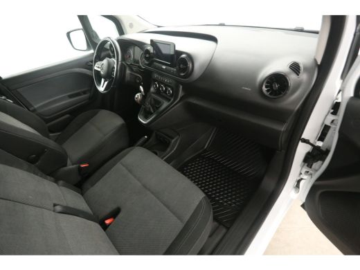 Mercedes-Benz Citan Mercedes-Benz Citan 110 Pro 102PK | Benzine | 3 Zits | Airco | Cruise | Carplay | Trekhaak | Park... ActivLease financial lease