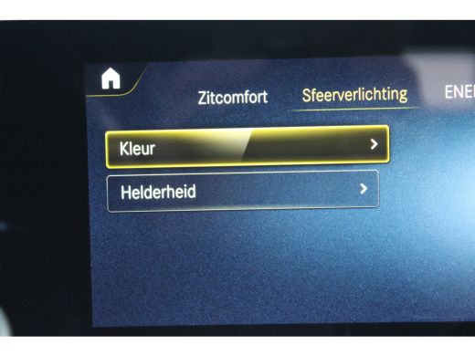 Mercedes-Benz EQB 300 4MATIC AMG Line 67 kWh SOh 97.5% PANO SFEER ILS 360CAMERA 54000KM!!! ActivLease financial lease