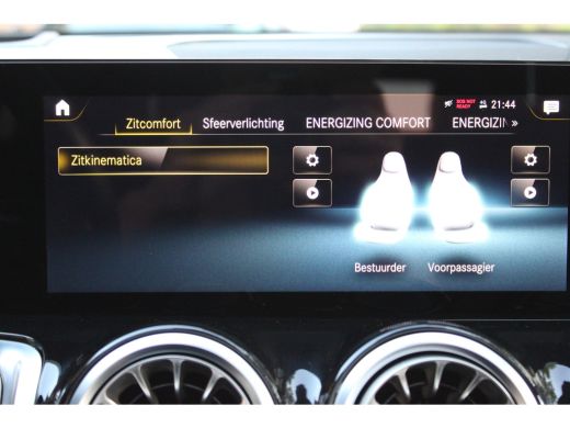 Mercedes-Benz EQB 300 4MATIC AMG Line 67 kWh SOh 97.5% PANO SFEER ILS 360CAMERA 54000KM!!! ActivLease financial lease