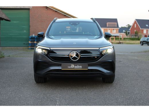 Mercedes-Benz EQB 300 4MATIC AMG Line 67 kWh SOh 97.5% PANO SFEER ILS 360CAMERA 54000KM!!! ActivLease financial lease