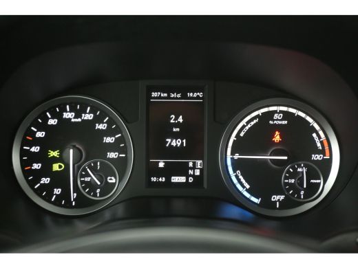 Mercedes-Benz eVito Lang 66 kWh | Snelladen | SOH 97% | Airco | Cruise | Camera | Carplay | 3 Zits | Navi | Parkeersens. ActivLease financial lease