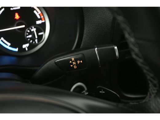 Mercedes-Benz eVito Lang 66 kWh | Snelladen | SOH 97% | Airco | Cruise | Camera | Carplay | 3 Zits | Navi | Parkeersens. ActivLease financial lease
