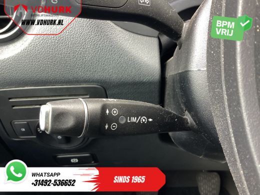Mercedes-Benz Vito 111 CDI L2 NL Auto/ Cruise/ Trekhaak/ Navi/ Trekhaak/ Sidebars ActivLease financial lease