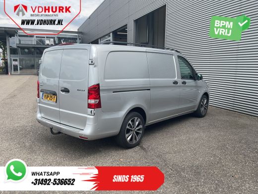 Mercedes-Benz Vito 119 CDI Aut. L2 LED/ Adapt.Cruise/ Stoelverw./ CarPlay/ Navi/ Camera/ Climate/ PDC/ LMV/ Trekhaak ActivLease financial lease