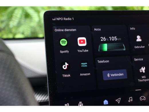 MG MGS5 EV Luxury 64 kWh | 360&deg; CAMERA | STOEL + STUURVERWARMING | ADAPTIVE CRUISE | DODE HOEK | PARK SENS V... ActivLease financial lease