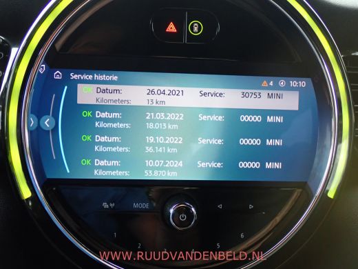 Mini Cooper 1.5 Cooper FACELIFT KEYLESS / HEAD-UP / SPORTLEER ActivLease financial lease