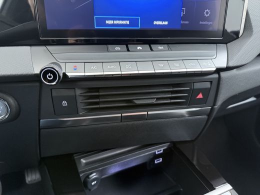 Opel Astra Electric 54 kWh Edition | Achteruitrijcamera | Airco (automatisch) | Apple Carplay/Android Auto|t... ActivLease financial lease