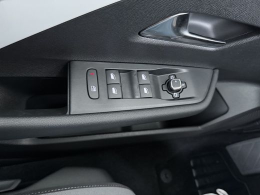 Opel Astra Electric 54 kWh Edition | Achteruitrijcamera | Airco (automatisch) | Apple Carplay/Android Auto|t... ActivLease financial lease