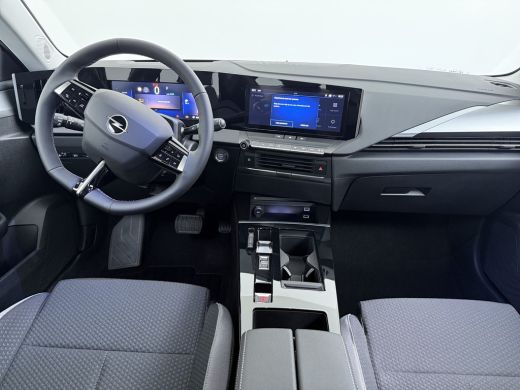 Opel Astra Electric 54 kWh Edition | Achteruitrijcamera | Airco (automatisch) | Apple Carplay/Android Auto|t... ActivLease financial lease