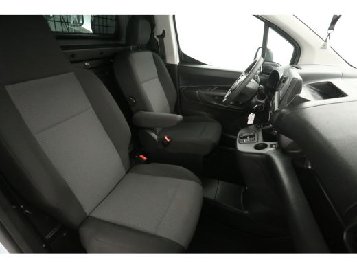 Opel Combo-e 50 kWh | Snelladen | SOH 98% | Airco | Cruise | Parkeersens. | Trekhaak ActivLease financial lease