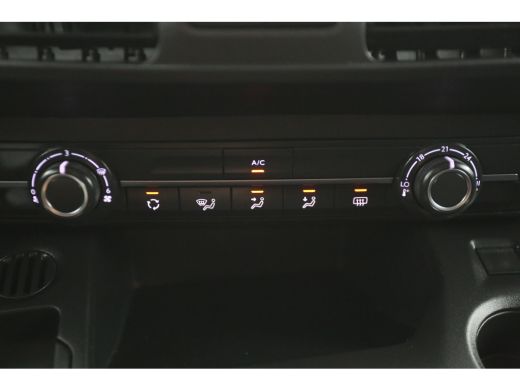 Opel Combo-e 50 kWh | Snelladen | SOH 98% | Airco | Cruise | Parkeersens. | Trekhaak ActivLease financial lease