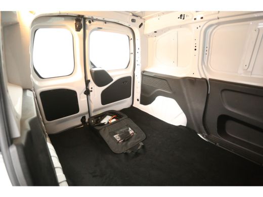 Opel Combo-e 50 kWh | Snelladen | SOH 98% | Airco | Cruise | Parkeersens. | Trekhaak ActivLease financial lease