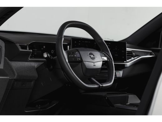 Opel Grandland 1.2 Turbo Hybrid GS | Dig. Cockpit | Adapt. Cruise | Stoel-+Stuurverw. | PDC | Camera | NAV + App... ActivLease financial lease