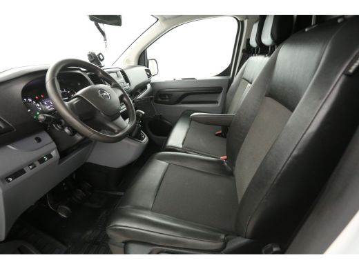 Opel Vivaro CDTI L3H1 | Airco | Cruise | 3 Zits | Trekhaak | Parkeersens. | Imperiaal ActivLease financial lease