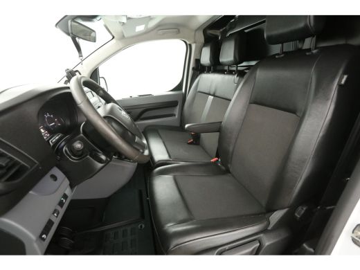 Opel Vivaro CDTI L3H1 | Airco | Cruise | 3 Zits | Trekhaak | Parkeersens. | Imperiaal ActivLease financial lease