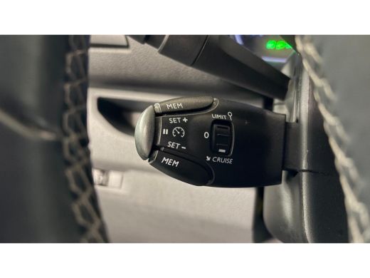 Opel Vivaro-e 50KWH 136PK L1H1 INNOVATION SOH 92,88% / NAVI / AIRCO / LED / PDC / 17" LMV /  DUBBELE SCHUIFDEUR... ActivLease financial lease