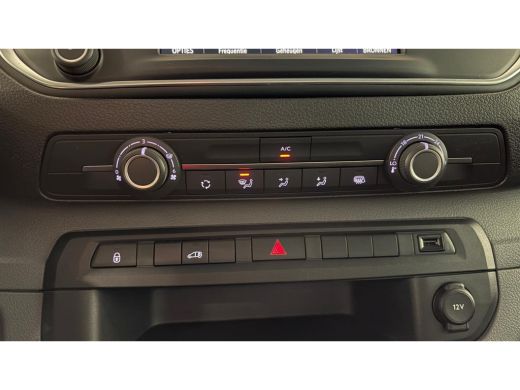 Opel Vivaro-e 50KWH 136PK L1H1 INNOVATION SOH 92,88% / NAVI / AIRCO / LED / PDC / 17" LMV /  DUBBELE SCHUIFDEUR... ActivLease financial lease