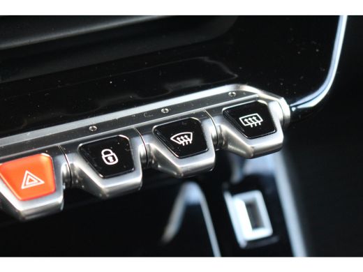 Peugeot 2008 1.2 Allure | Camera | Cruise | Carplay | Climate | DAB | LED | PDC A | Camera | Cruise | Carplay ... ActivLease financial lease