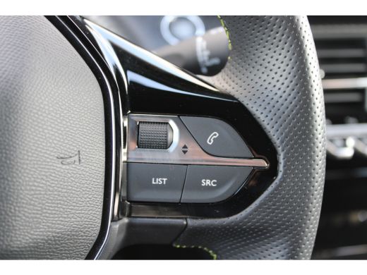 Peugeot 208 1.2 PureTech GT Pack | Navigatie | Camera | Panoramadak | Stoelverwarming | Full LED | Alcantara ... ActivLease financial lease