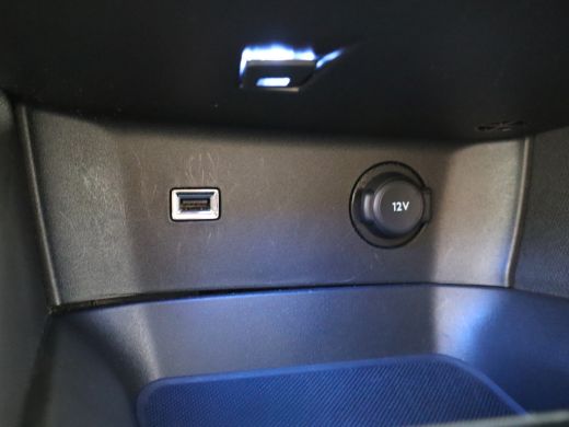 Peugeot 3008 1.2 PureTech GT Black Pack | Camera | Cruise Control Adaptief | Apple Carplay/Android Auto | Dode... ActivLease financial lease