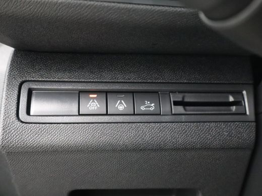 Peugeot 3008 1.2 PureTech GT Black Pack | Camera | Cruise Control Adaptief | Apple Carplay/Android Auto | Dode... ActivLease financial lease