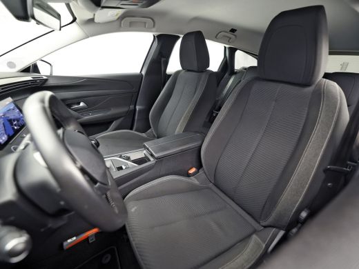 Peugeot 308 SW 1.2 PureTech Active Sport (VIRTUAL COCKPIT, APPLE CARPLAY, GROOT NAVI, SPORTSTOELEN, STOELVERW... ActivLease financial lease