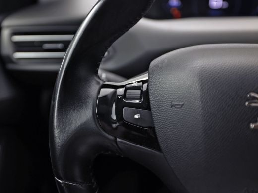 Peugeot 308 SW 1.2 PureTech Premium Sport (VIRTUAL COCKPIT, APPLE CARPLAY, GROOT NAVI, 360 CAMERA, SPORTSTOEL... ActivLease financial lease