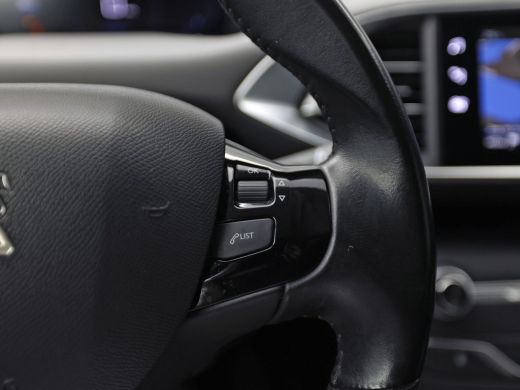 Peugeot 308 SW 1.2 PureTech Premium Sport (VIRTUAL COCKPIT, APPLE CARPLAY, GROOT NAVI, 360 CAMERA, SPORTSTOEL... ActivLease financial lease
