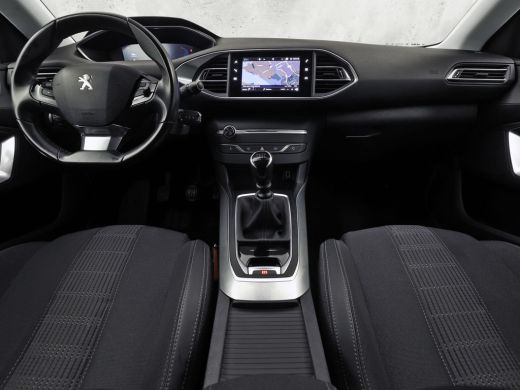 Peugeot 308 SW 1.2 PureTech Premium Sport (VIRTUAL COCKPIT, APPLE CARPLAY, GROOT NAVI, 360 CAMERA, SPORTSTOEL... ActivLease financial lease