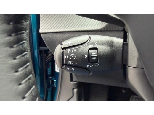 Peugeot e-2008 Allure | Active Safety Brake met camera en radar (automatisch noodremsysteem) met Distance Alert ... ActivLease financial lease