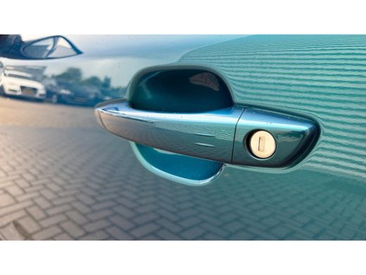 Peugeot e-2008 Allure | Active Safety Brake met camera en radar (automatisch noodremsysteem) met Distance Alert ... ActivLease financial lease