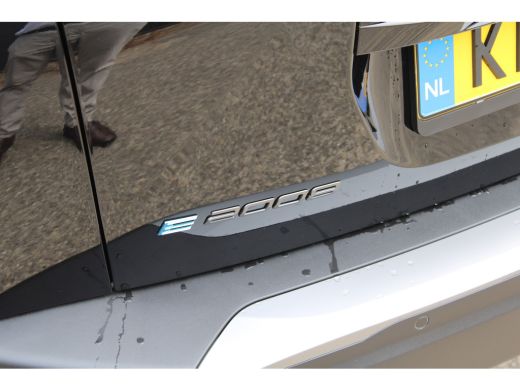 Peugeot e-2008 Business Apple Carplay/Android Auto | Cruise Control | Climate Control | Camera ActivLease financial lease