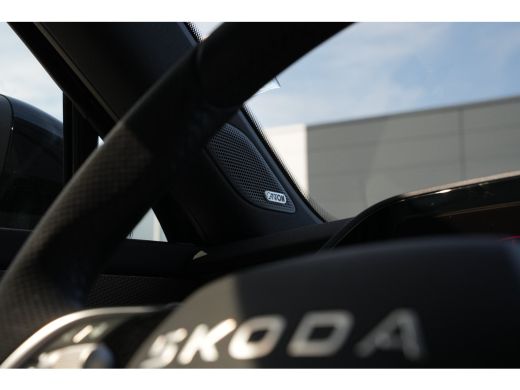 Skoda Kodiaq Sportline Business | Schuif/kantel dak | CANTON Audio | Trekhaak | 20" LMV | ActivLease financial lease