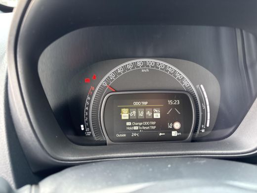 Toyota Aygo 1.0 VVT-i MT Play | Airco | Achteruitrij camera | Carplay/Android auto | ActivLease financial lease