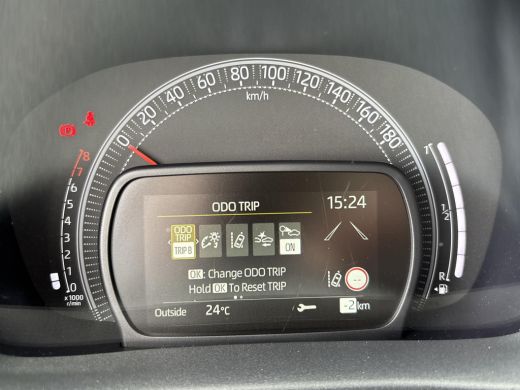 Toyota Aygo 1.0 VVT-i MT Play | Airco | Achteruitrij camera | Carplay/Android auto | ActivLease financial lease