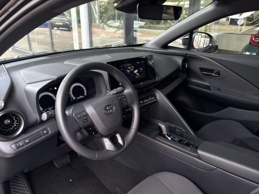 Toyota C-HR 1.8 Hybrid 140 Dynamic | Apple CarPlay | Blindspot | Parkeersens. | Rijklaar incl. garantie | ActivLease financial lease