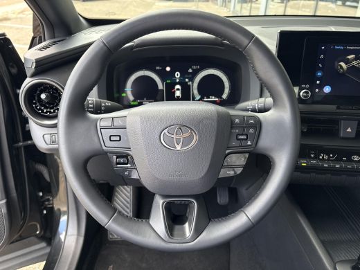 Toyota C-HR 1.8 Hybrid 140 Dynamic | Apple CarPlay | Blindspot | Parkeersens. | Rijklaar incl. garantie | ActivLease financial lease
