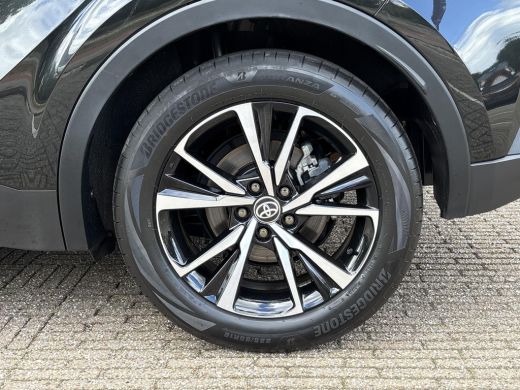 Toyota C-HR 1.8 Hybrid 140 Dynamic | Apple CarPlay | Blindspot | Parkeersens. | Rijklaar incl. garantie | ActivLease financial lease