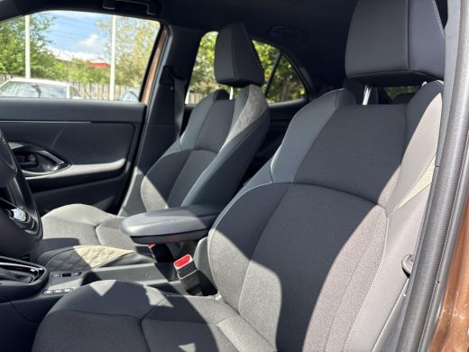 Toyota Yaris Cross 1.5 Hybrid 130 Executive | Premium Pack | CarPlay | Navigatie ActivLease financial lease