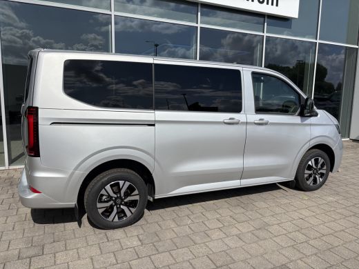 Volkswagen e-Transporter L1 Life 64 kWh 136 Pk | 9 Persoons | Achteruitrijcamera | Warmtepomp | Prijs is INCL BTW & BPM Ca... ActivLease financial lease