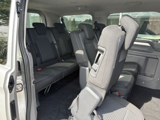Volkswagen e-Transporter L1 Life 64 kWh 136 Pk | 9 Persoons | Achteruitrijcamera | Warmtepomp | Prijs is INCL BTW & BPM Ca... ActivLease financial lease