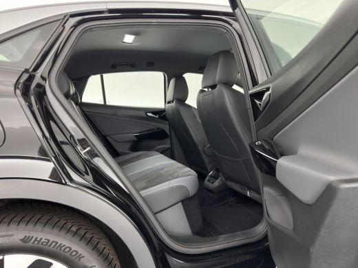 Volkswagen ID.5 Pro Business 77 kWh [3-Fase-11kW] {SoH-93%} (INCL-BTW) *HEATPUMP | LEATHER-ALCANTARA | FULL-LED |... ActivLease financial lease