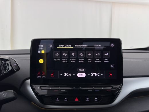 Volkswagen ID.5 Pro Business 77 kWh [3-Fase-11kW] {SoH-93%} (INCL-BTW) *HEATPUMP | LEATHER-ALCANTARA | FULL-LED |... ActivLease financial lease