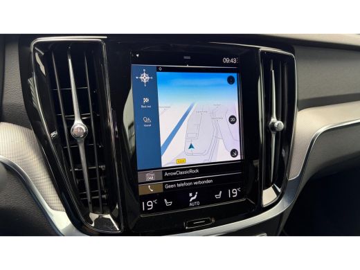 Volvo  S60 2.0 B4 197PK R-DESIGN AUTOMAAT / NAVI / LEDER / CLIMA / FULL-LED / 18" LMV / KEYLESS  / ADAPT. CR... ActivLease financial lease