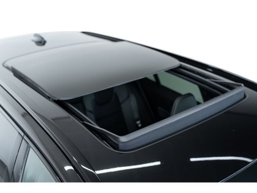 Volvo  V60 Vovo T8 455PK AWD Plus Dark | Panoramadak | 360&deg; | Contourstoelen | Trekhaak ActivLease financial lease