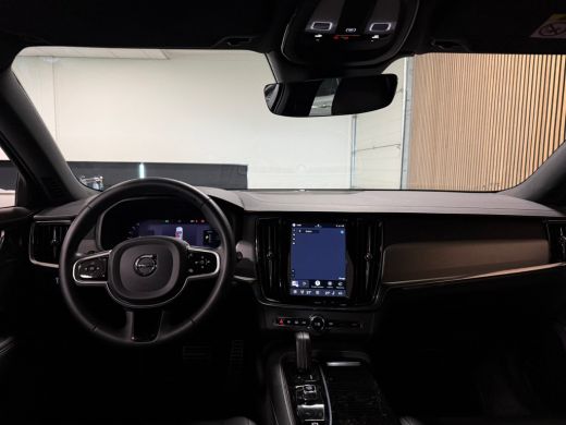 Volvo  V90 T6 AWD Recharge Plus Dark Long Range | Luchtvering | 360 Camera | Harman Kardon | Adaptieve Cruis... ActivLease financial lease