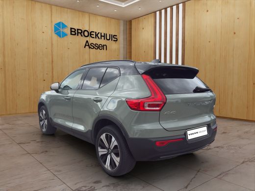 Volvo  XC40 Recharge Plus 70 kWh | BLIS | Camera | Stoel + Stuur Verwarming | Keyless Start / Entry | Trekhaak | ActivLease financial lease
