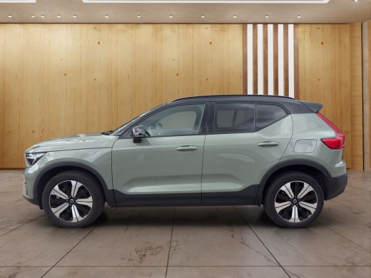 Volvo  XC40 Recharge Plus 70 kWh | BLIS | Camera | Stoel + Stuur Verwarming | Keyless Start / Entry | Trekhaak | ActivLease financial lease