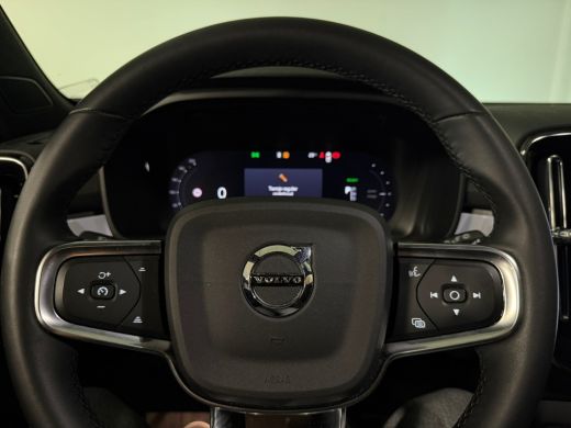 Volvo  XC40 Recharge Ultimate 70 kWh | 94% SoH | Schuifdak | 360&deg; Camera | Harman Kardon | All Season banden ... ActivLease financial lease